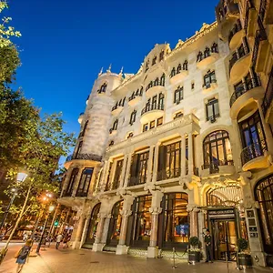 Casa Fuster G.l Monumento Barcelona